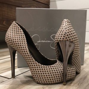 Jessica Simpson Pumps